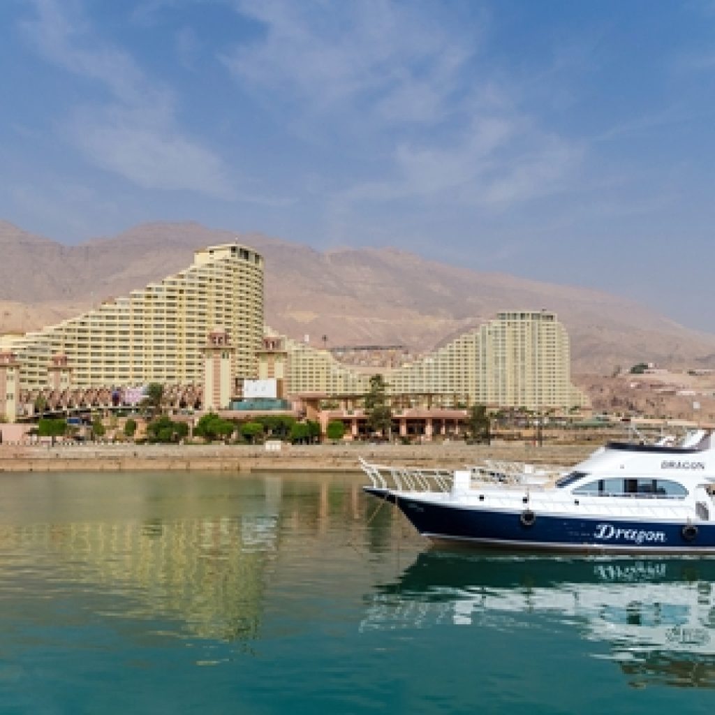 رحلة من مدينة القاهرة إلى مدينة العين السخنة