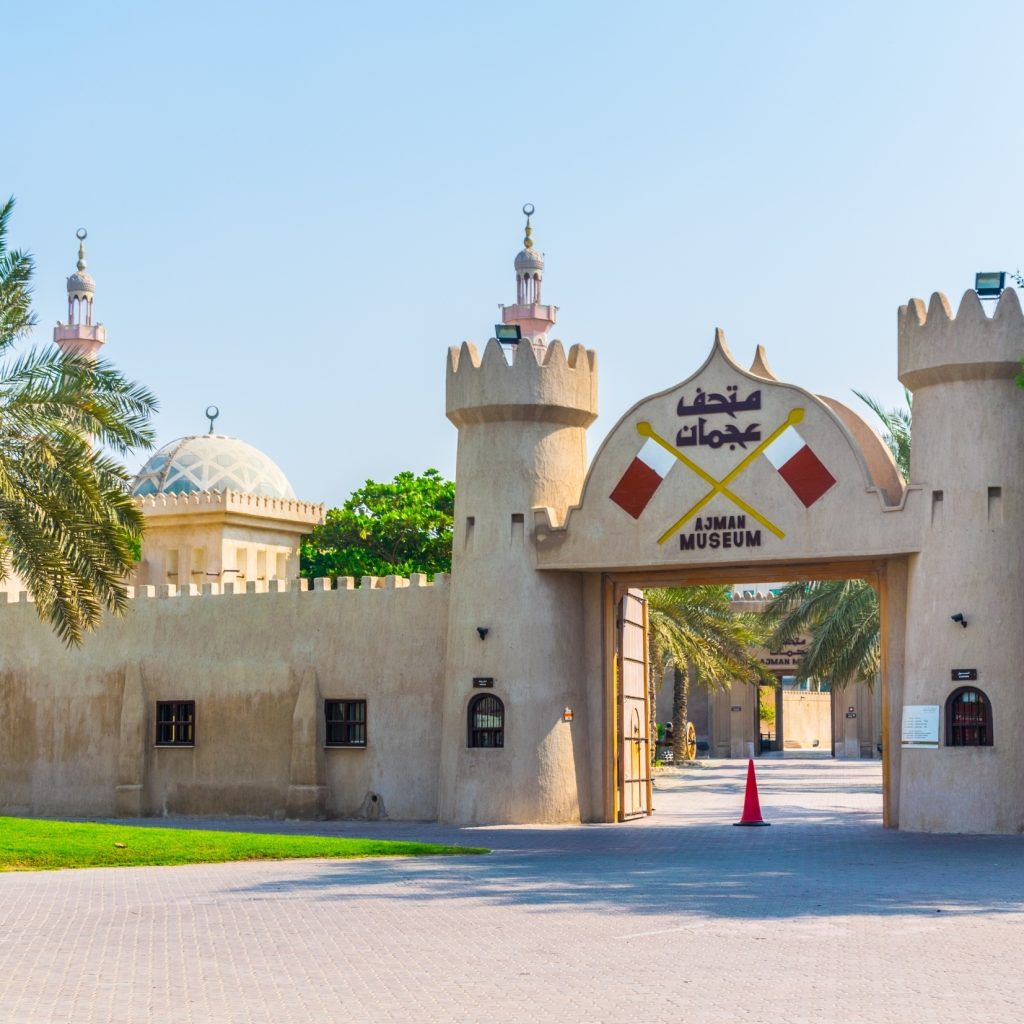 رحلة من مدينة دبي إلى مدينة عجمان