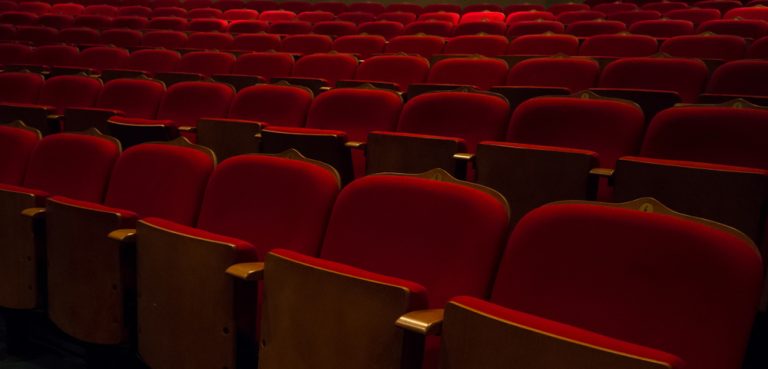 السينما في مدينة المنامة