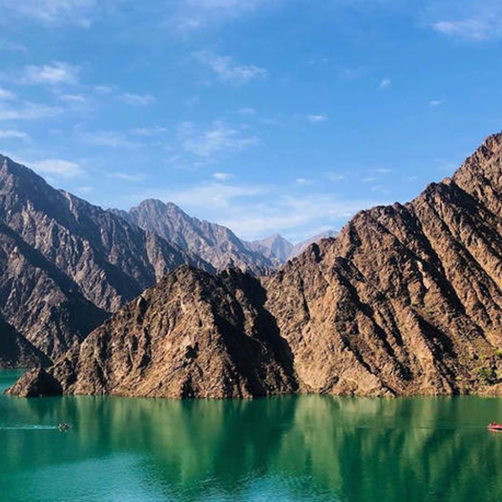 رحلة من مدينة دبي إلى مدينة منطقة حتا عمان