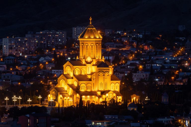 أهم المعالم السياحية الدينية في مدينة تبليسي