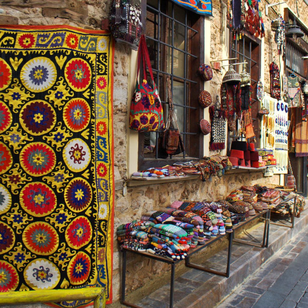 أهم الأسواق الشعبية في مدينة المدينة المنورة