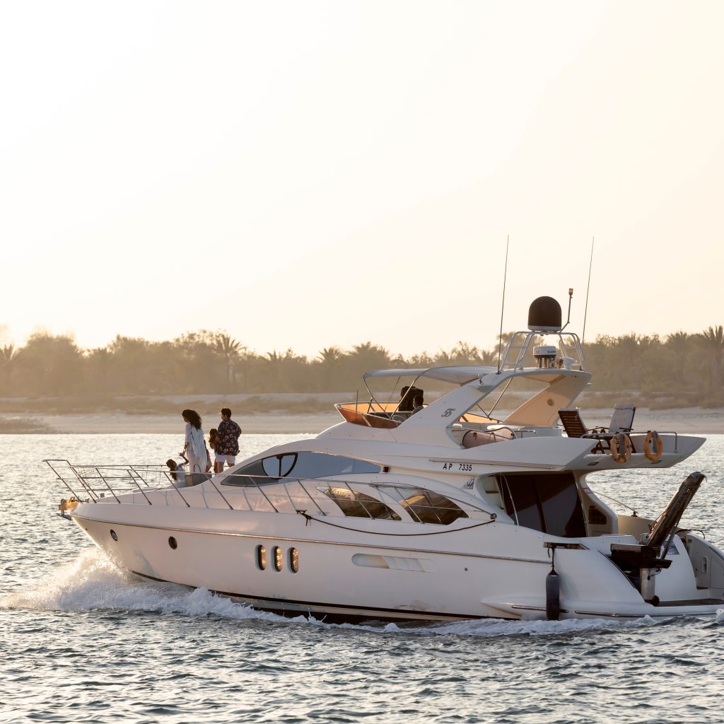 أفضل الرحلات البحرية في مدينة أبوظبي1