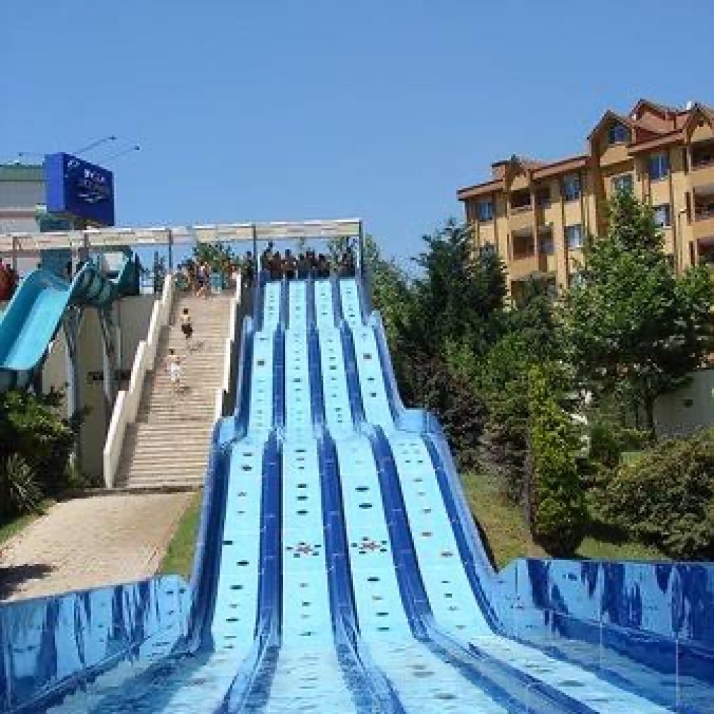 المدينة المائية اكوا كلوب دولفين ٥