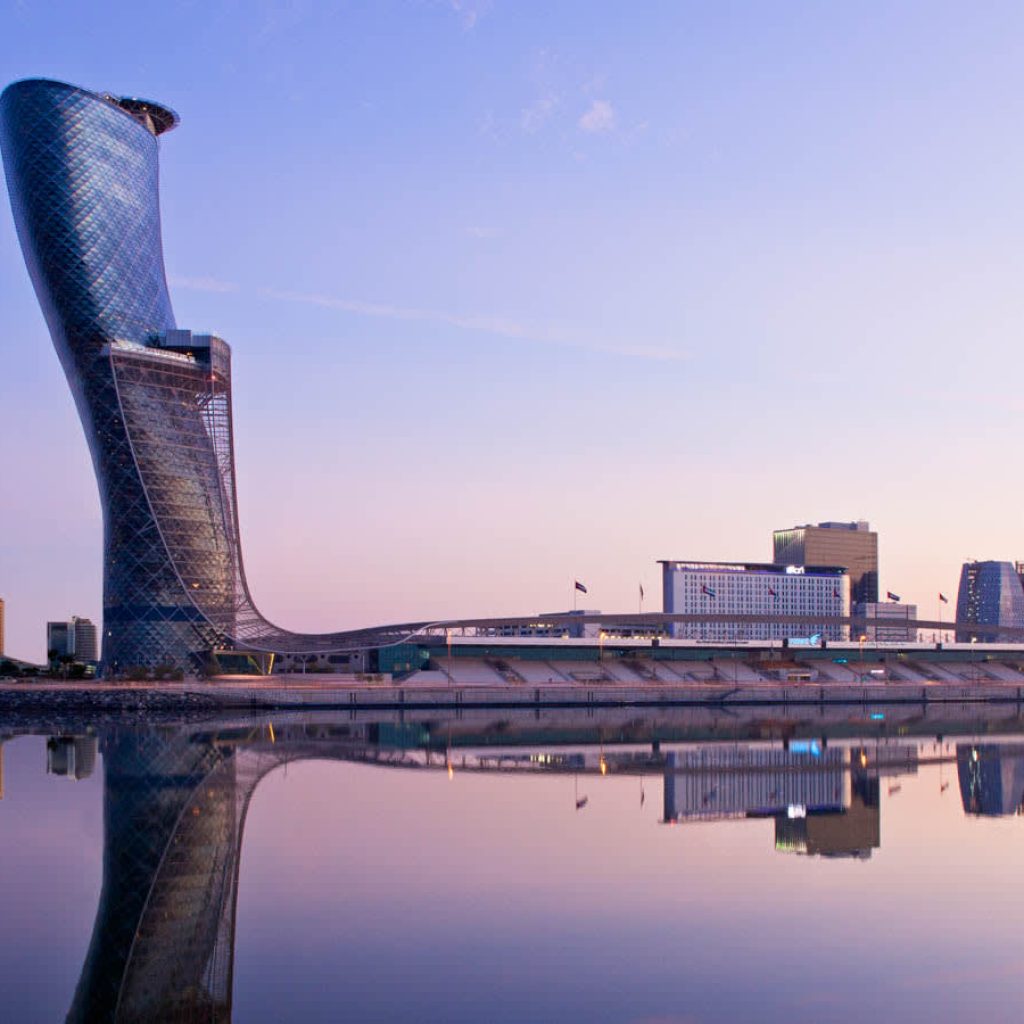 برج أبو ظبي المائل3