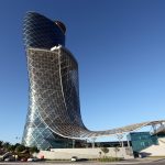 برج أبو ظبي المائل1