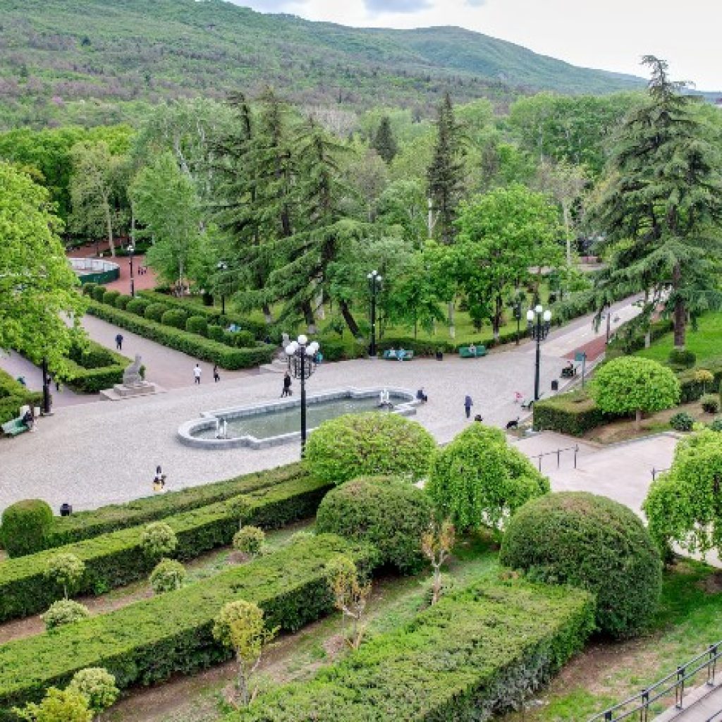 حديقة المشتيدي 2