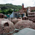 حمامات تبليسي الكبريتية أو حمامات أباناتوبن33