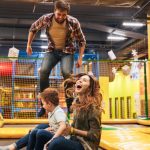 ستريت مانياكس - حديقة المغامرات والترامبولين دبي ١