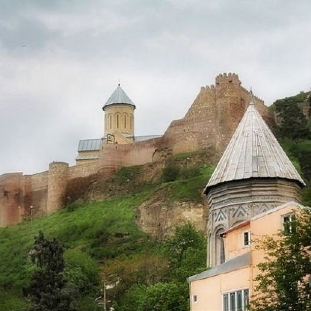 قلعة ناريكالا 2