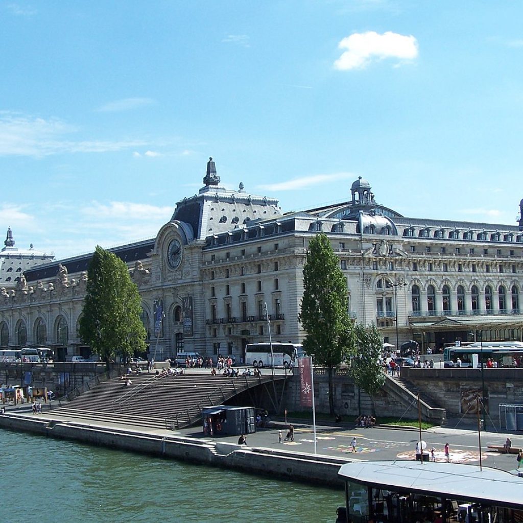 متحف دي لا اورانجيريه باريس