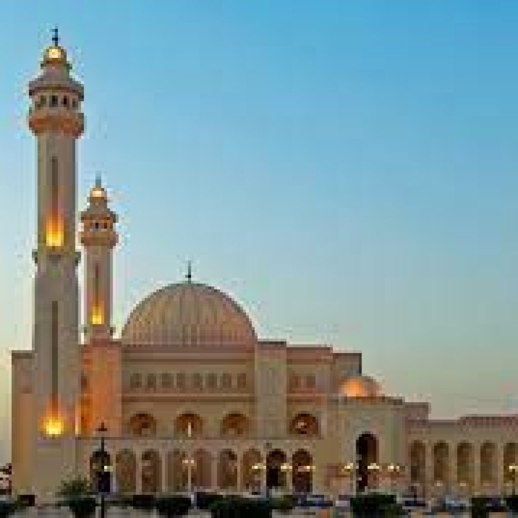 مسجد أحمد الفاتح الكبير المنامة