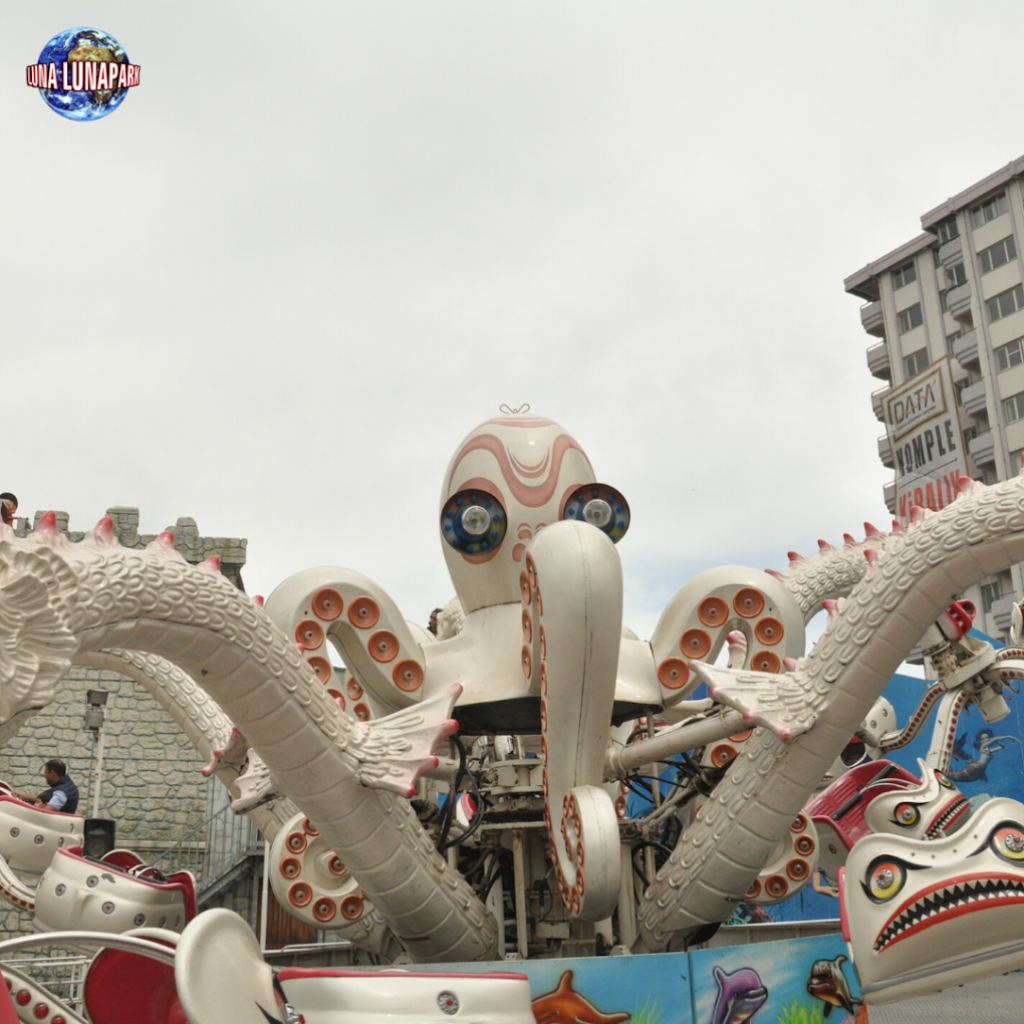 ملاهي بوستانجي لونا بارك ٤