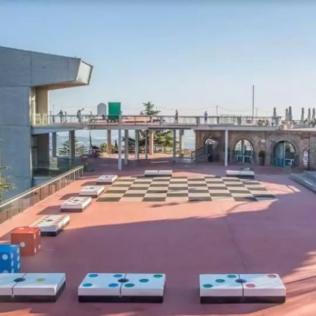 مدينة ملاهي تيبيدابو