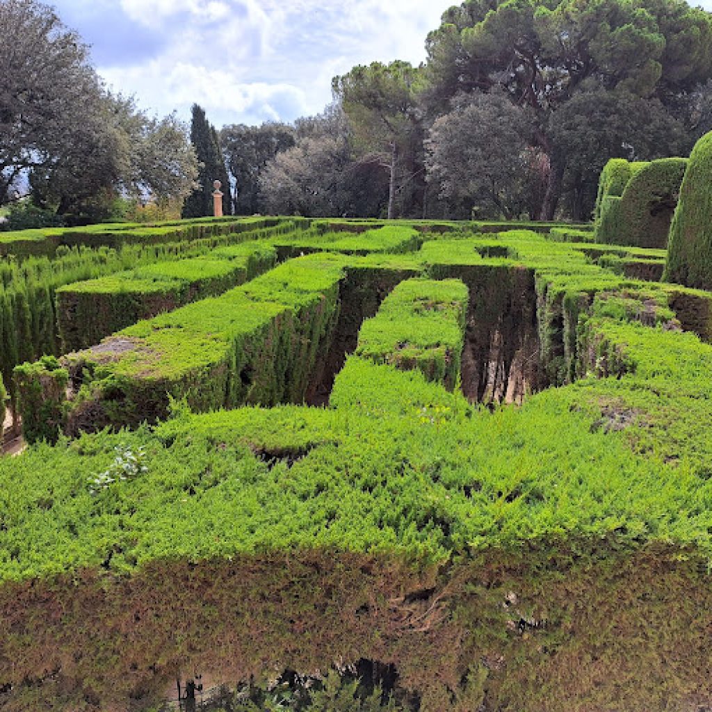 منتزه لابيرينث (حديقة ديل لابرينط دوهورطا)