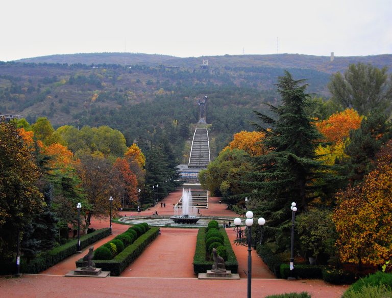 أهم الحدائق والمنتزهات في مدينة تبليسي