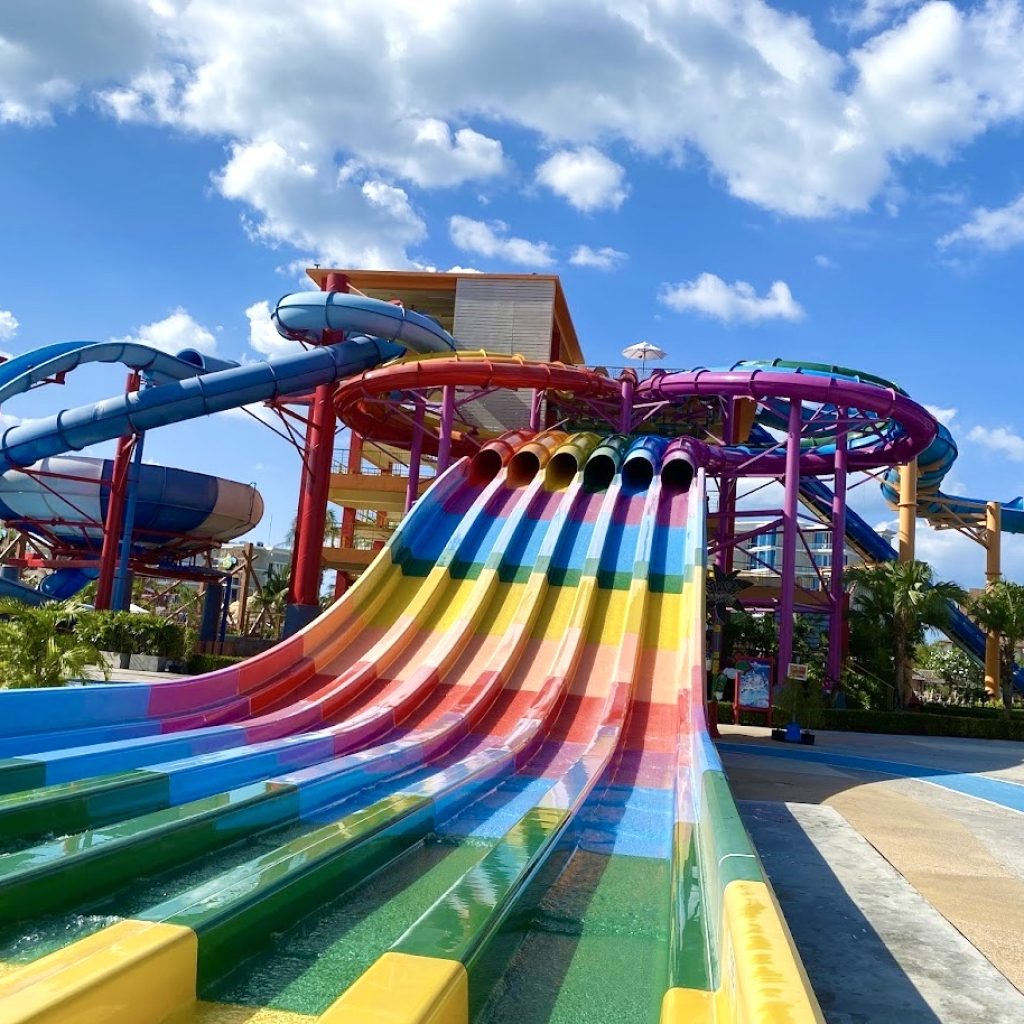 الحديقة المائية جنغل سبلاش