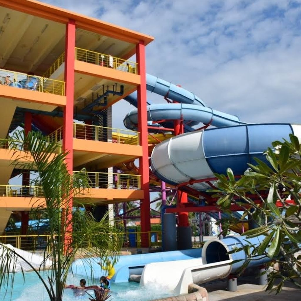الحديقة المائية جنغل سبلاش ٥