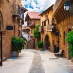 القرية الاسبانية