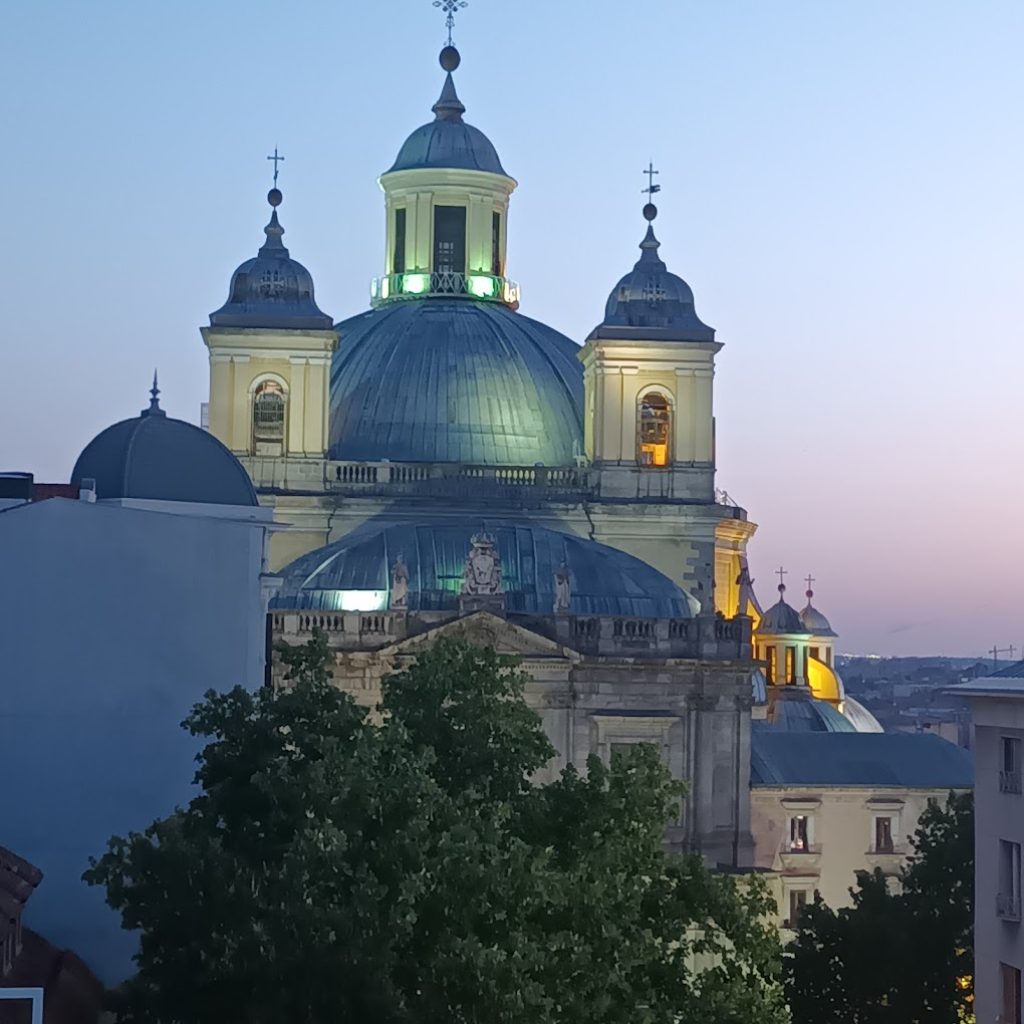 بازيليك القديس فرنسيس الكبير