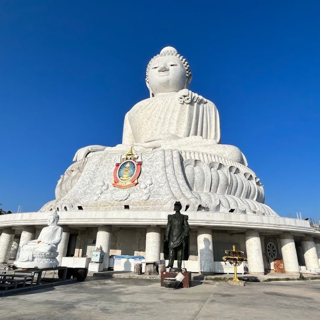 تمثال بوذا الكبير ٦