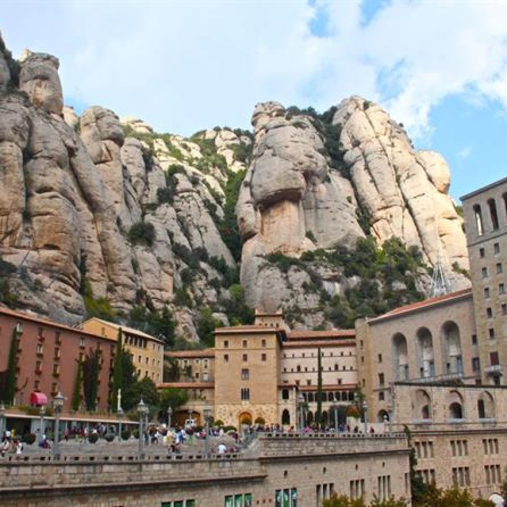 جبل مونتسيرات