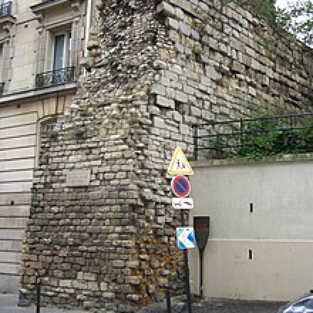 جدار شارل الخامس في باريس2