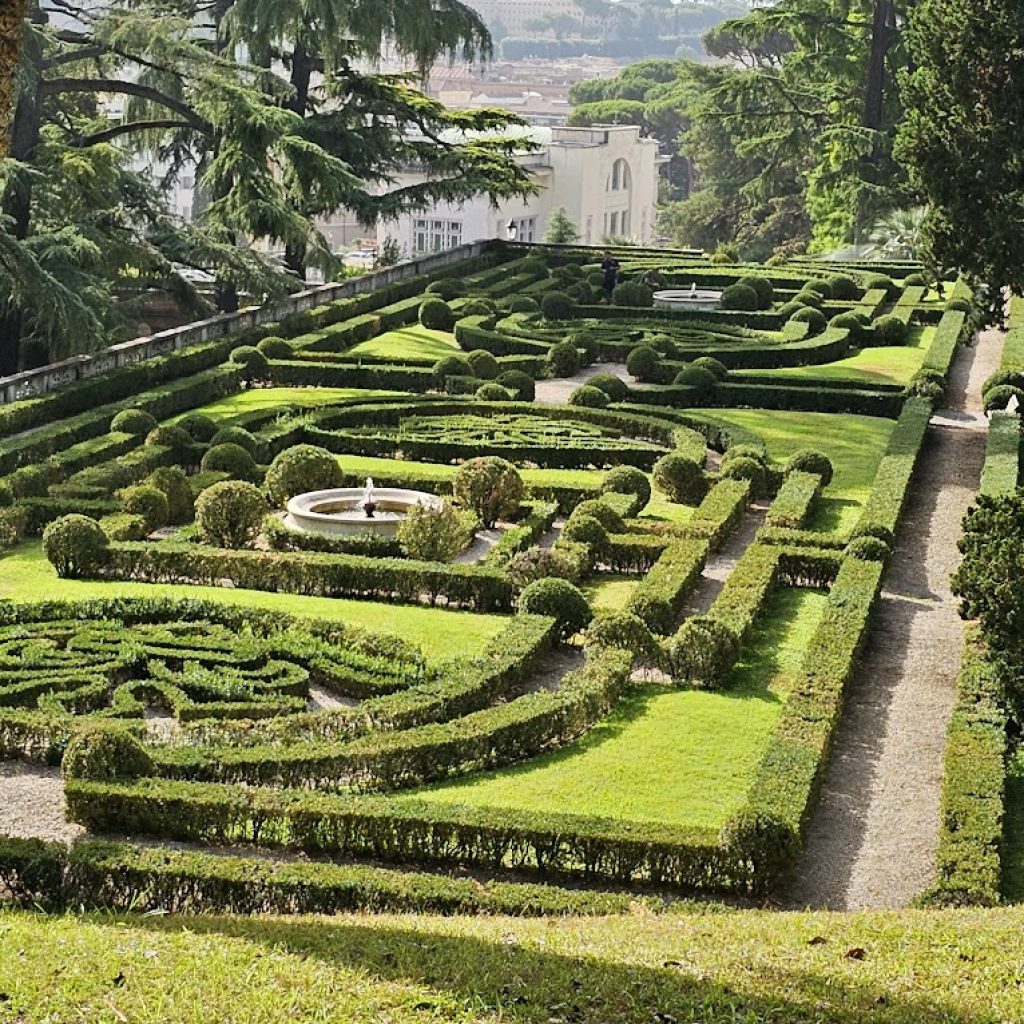 حدائق الفاتيكان (2)