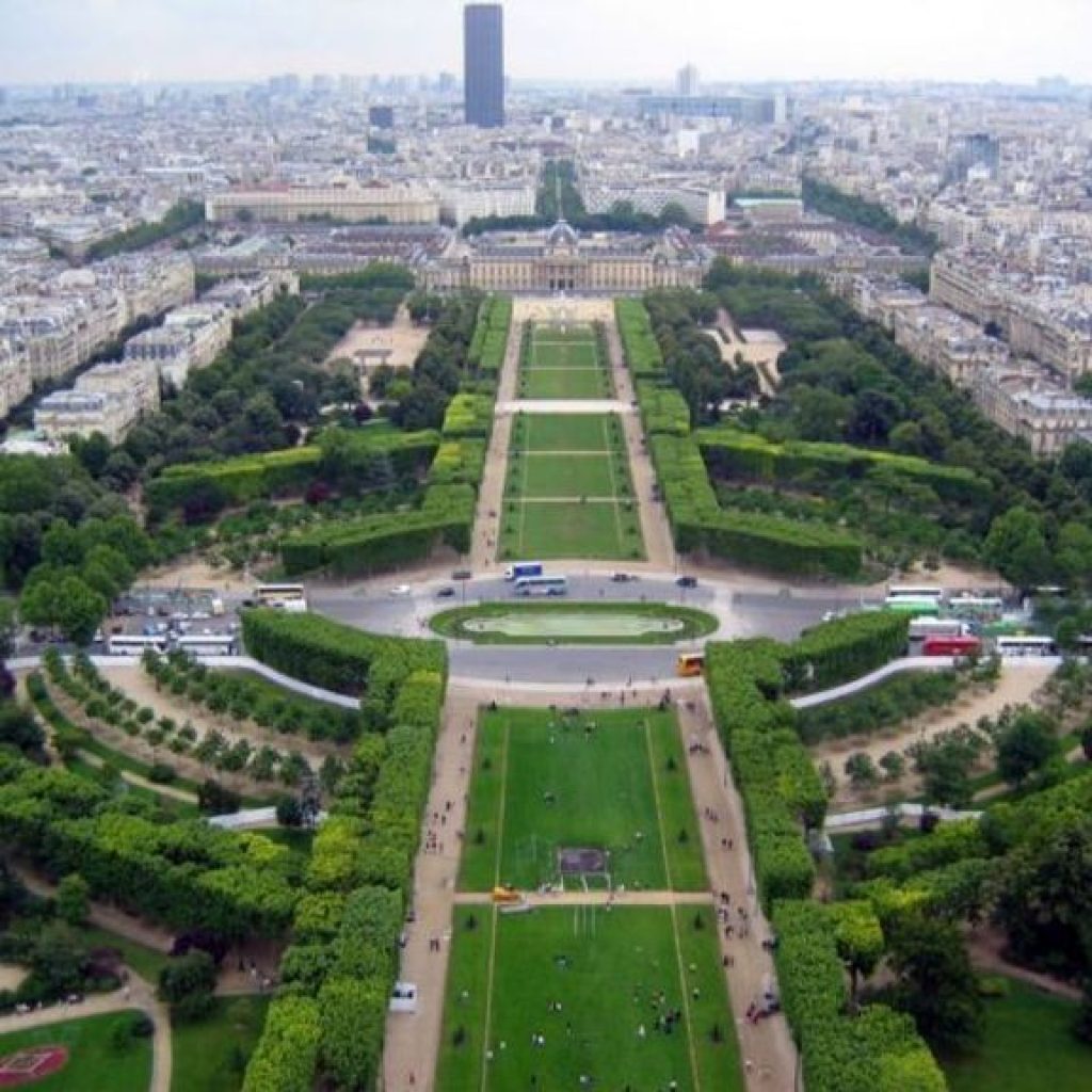 حديقة شون دو مارس2