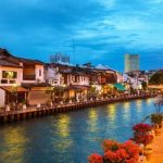 رحلة من مدينة برشلونة إلى مدينة ملقا