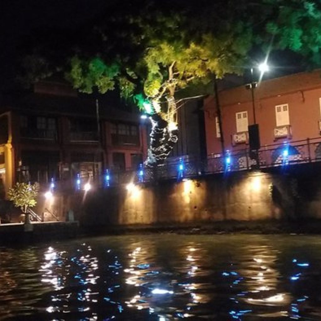 رحلة من مدينة برشلونة إلى مدينة ملقا