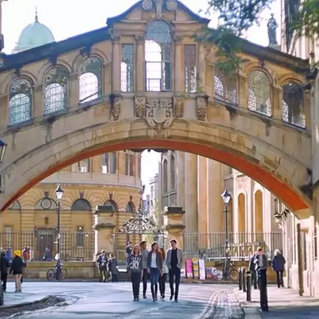 رحلة من مدينة لندن إلي مدينة اكسفورد5