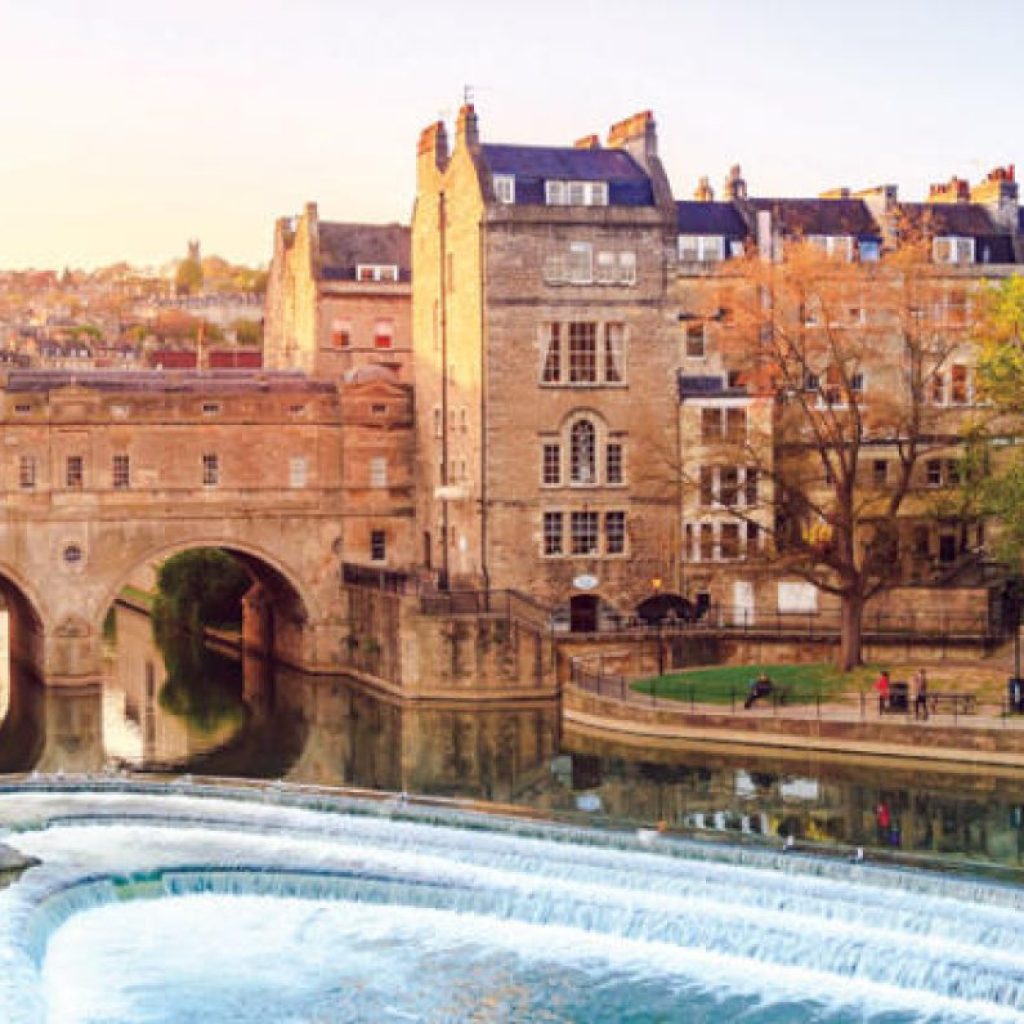 رحلة من مدينة لندن إلي مدينة باث