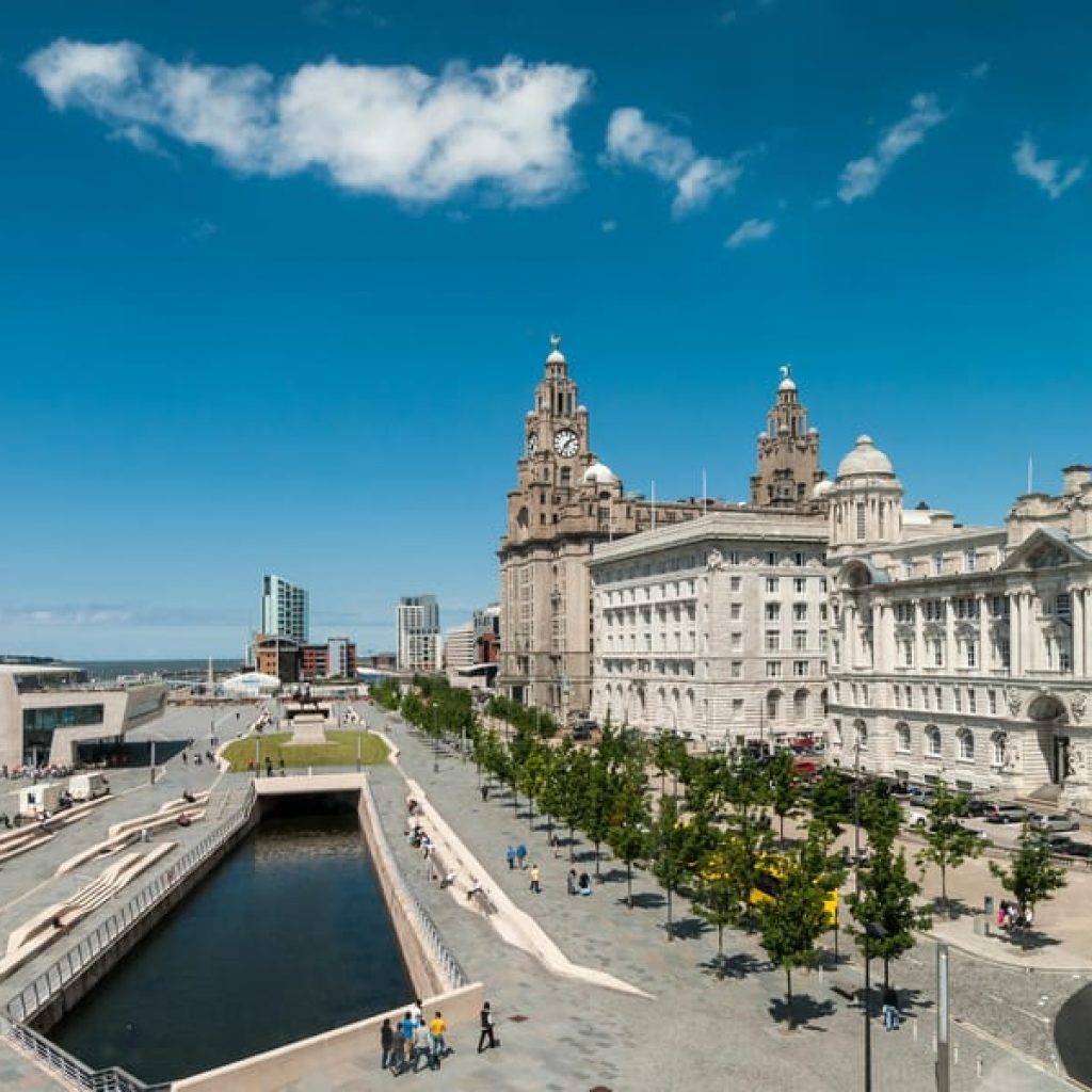 رحلة من مدينة لندن إلي مدينة ليفربول 1