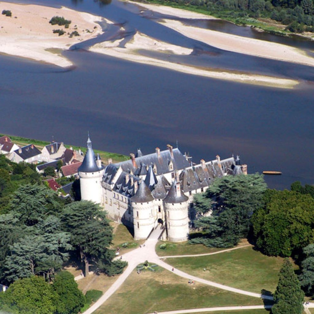 رحلة من مدينة باريس إلى مدينة وادي اللوار1