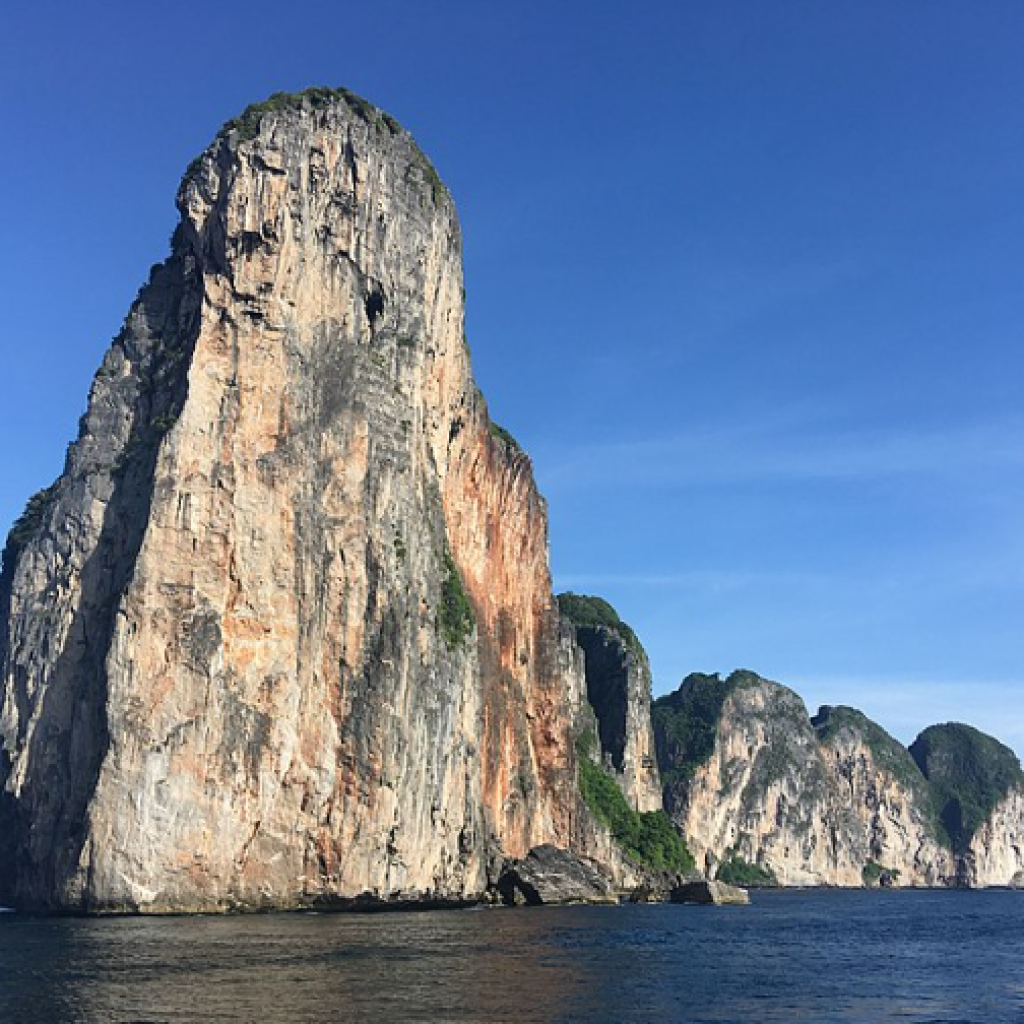 رحلة من مدينة فوكيت إلى مدينة جزيرة بي بي ١