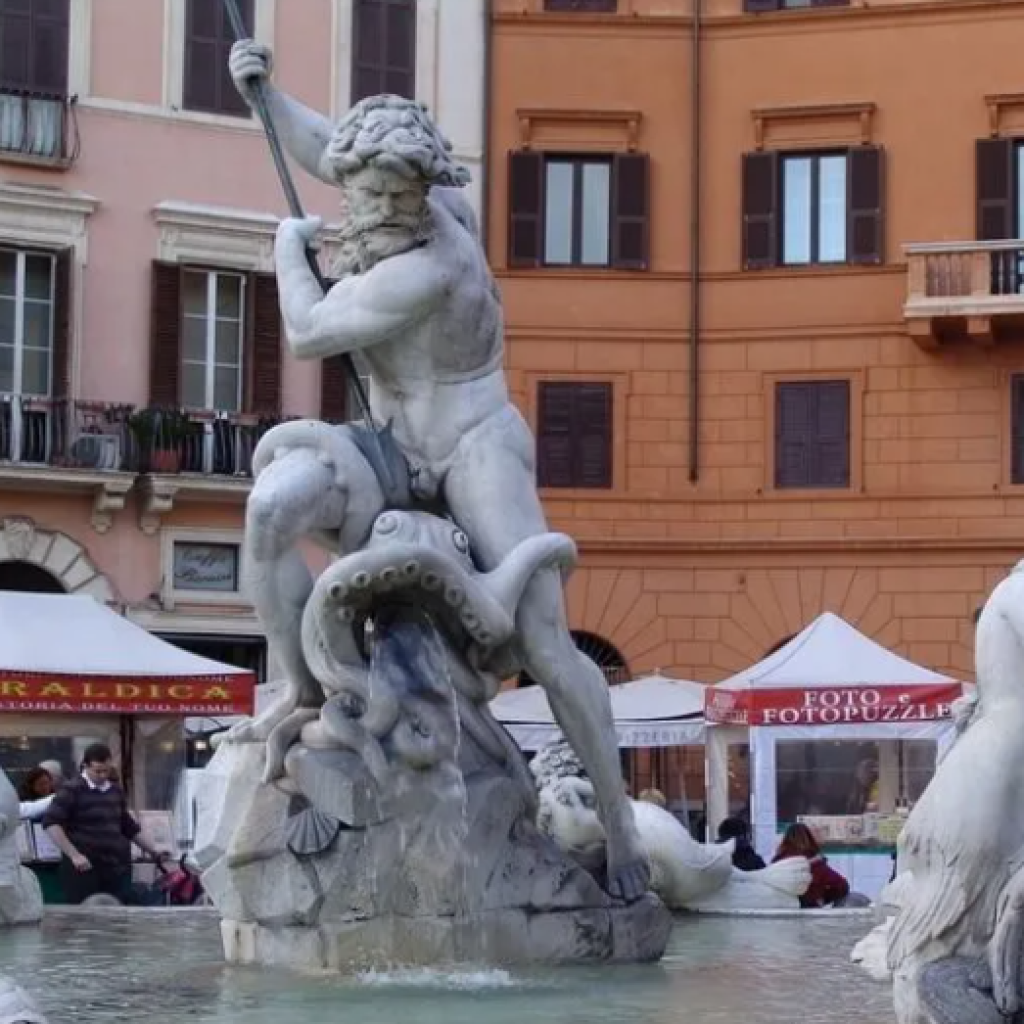 ساحه نافونا (4)