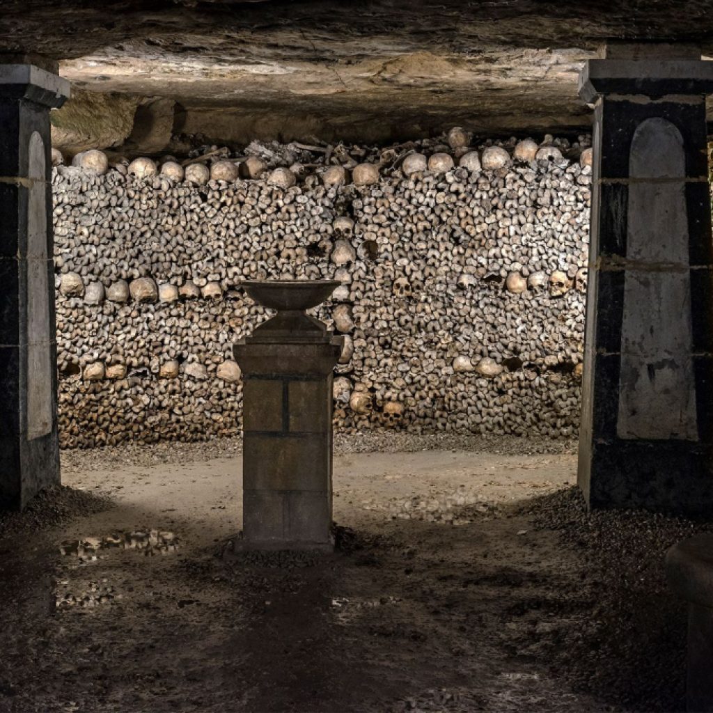 سراديب الموتى في باريس2