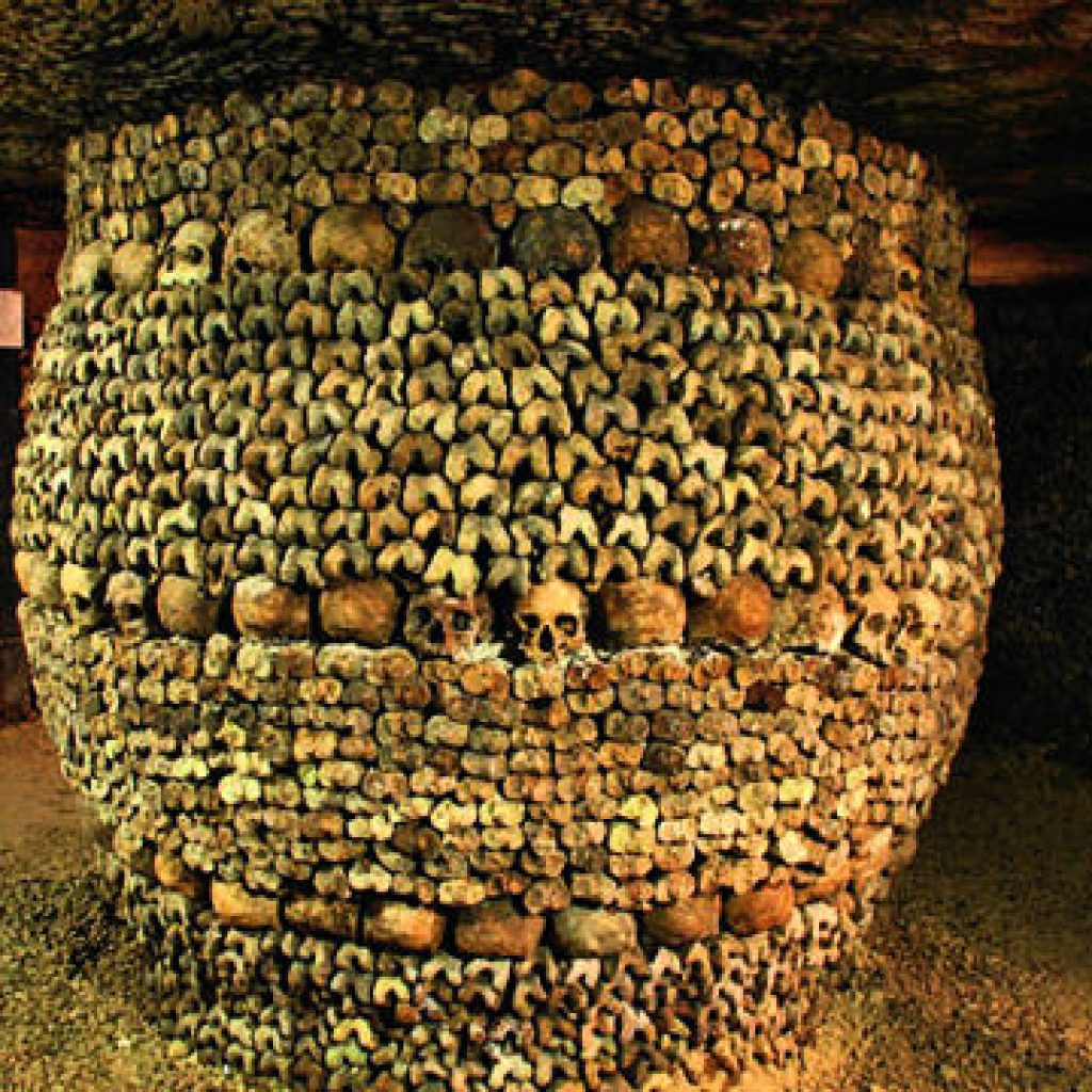 سراديب الموتى في باريس4