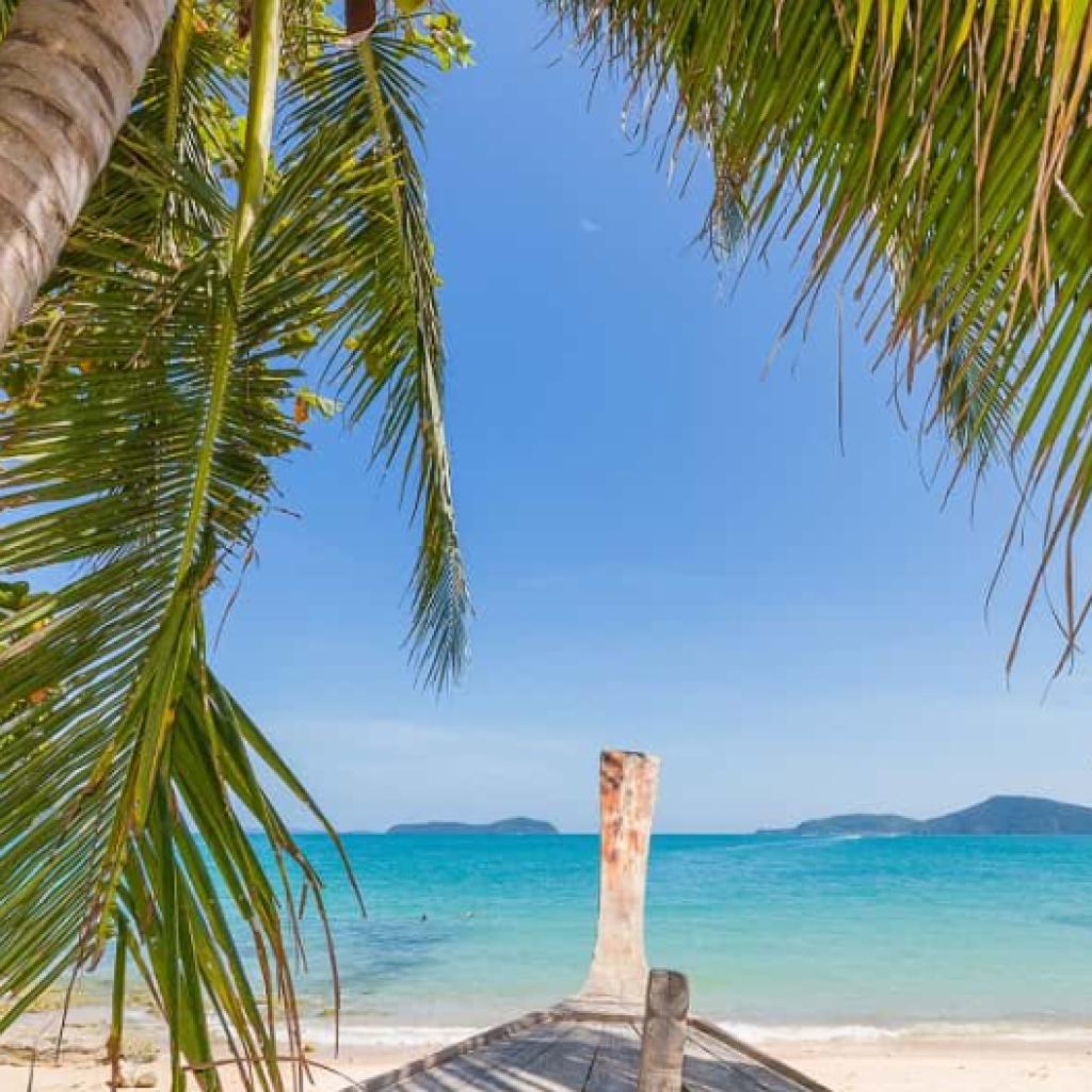 شاطئ بانج تاو