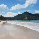 شاطئ كامالا