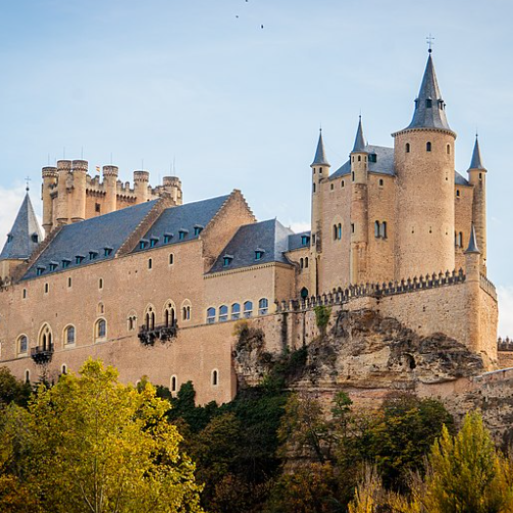 رحلة من مدينة مدريد إلى مدينة شقوبية