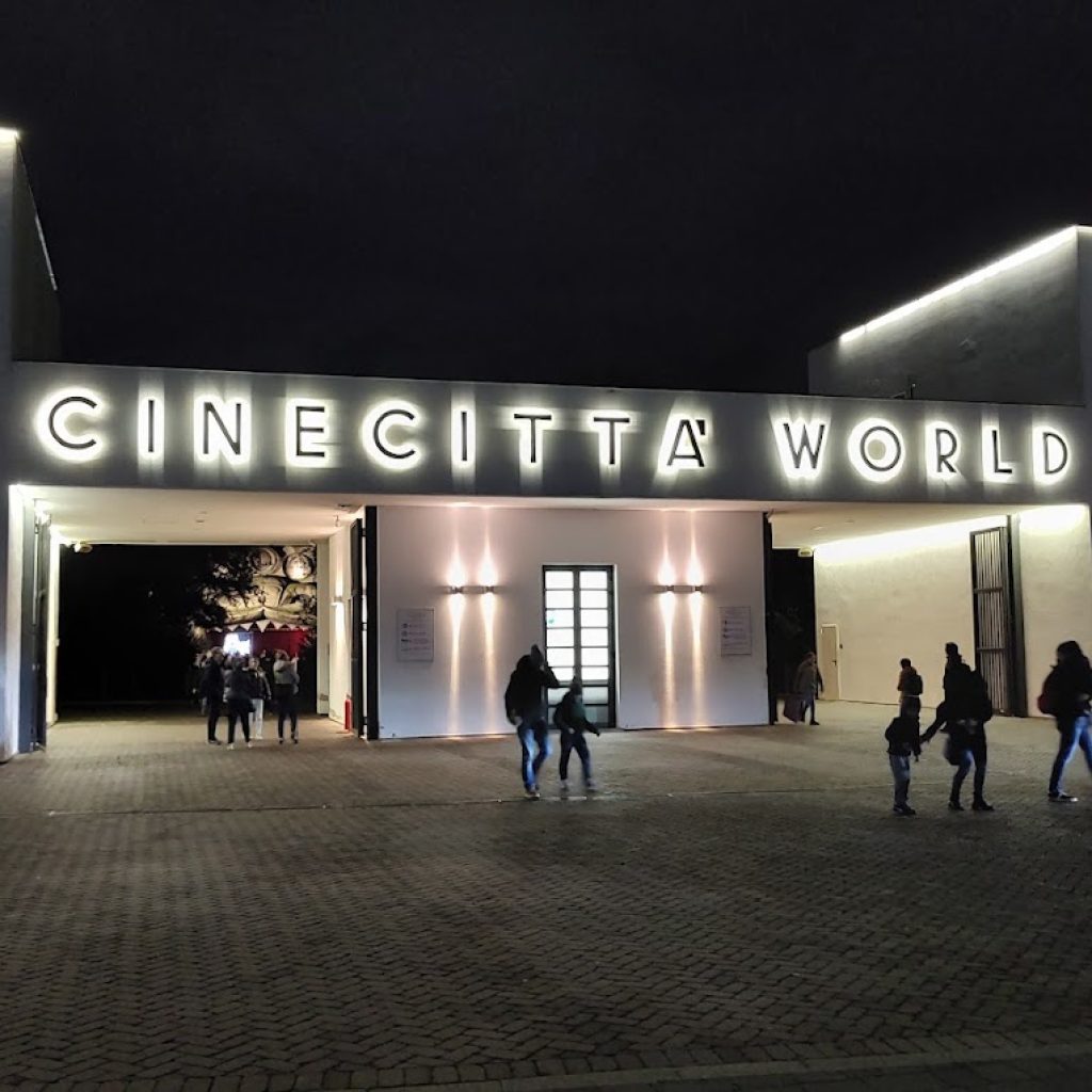 عالم شينشيتا الترفيهي (7)