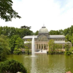 قصر الكريستال أو بلاسيو دي كريستال