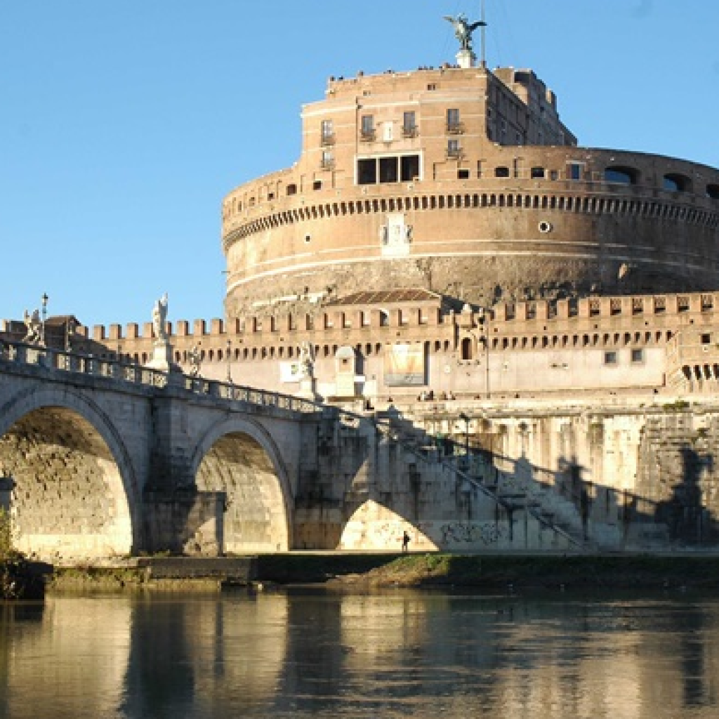 قلعة سانت أنجلو أو ضريح هادريان (1)