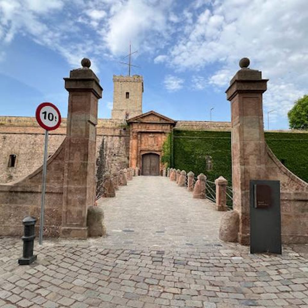 قلعة مونتجويك