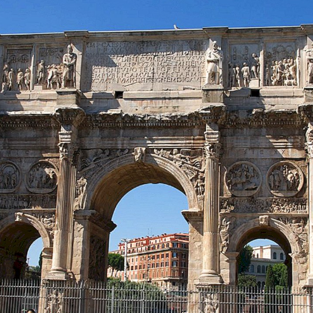 قوس قسطنطين (4)