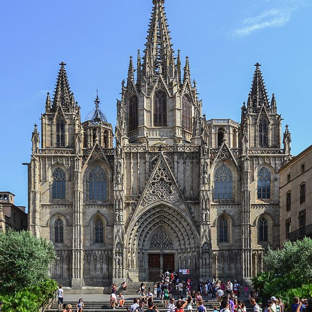 كاتدرائية برشلونة