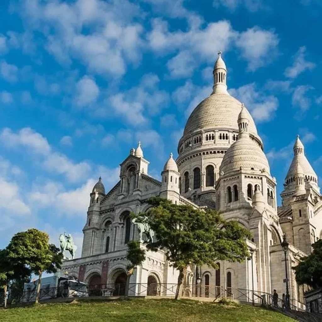 كنيسة الساكري كور (كنيسة القلب المقدس)1