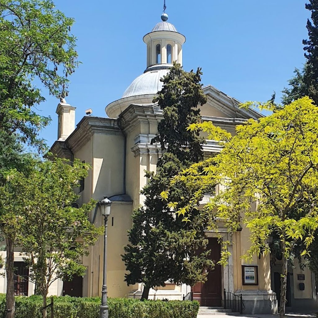 كنيسة سان أنطونيو دي لا فلوريدا ٣